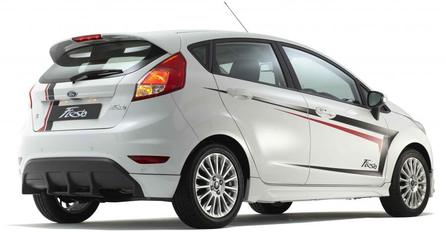  Ford Fiesta Special Edition 2014 года  (фото 2 из 2)